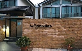 4Poolvillas